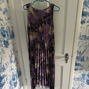 NWT Vince Lilac Micropleated Dress.  Size M